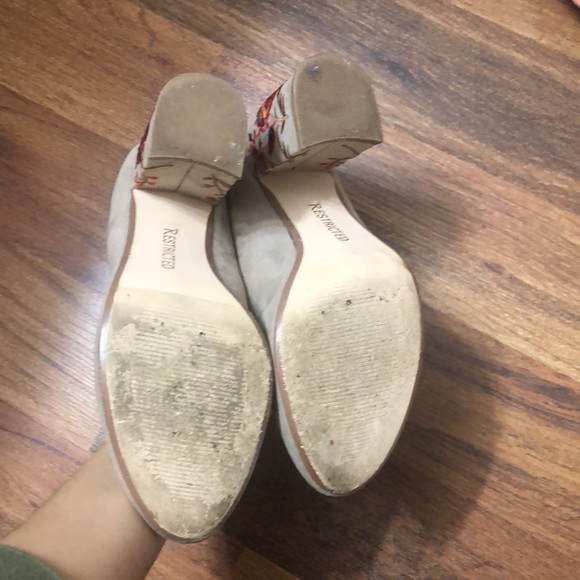 Restricted Taupe Embroidered Block Heels - Picture 5 of 7